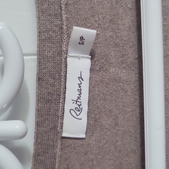 Cardigan - Picture 2 of 3